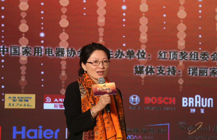 寧波西摩電器公司董事長(zhǎng)  董越君
